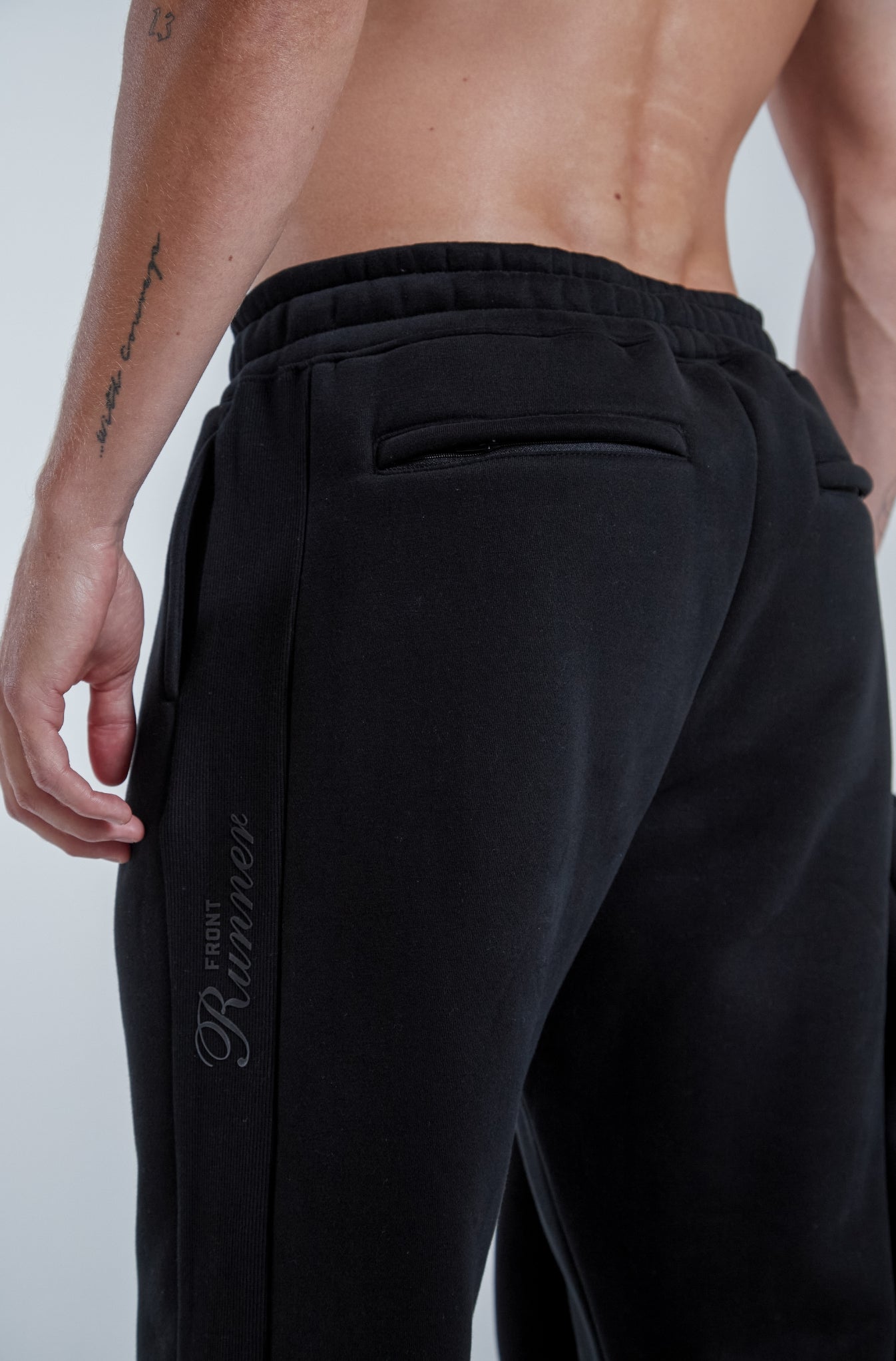 Black Staple Sweatpants for Comfort