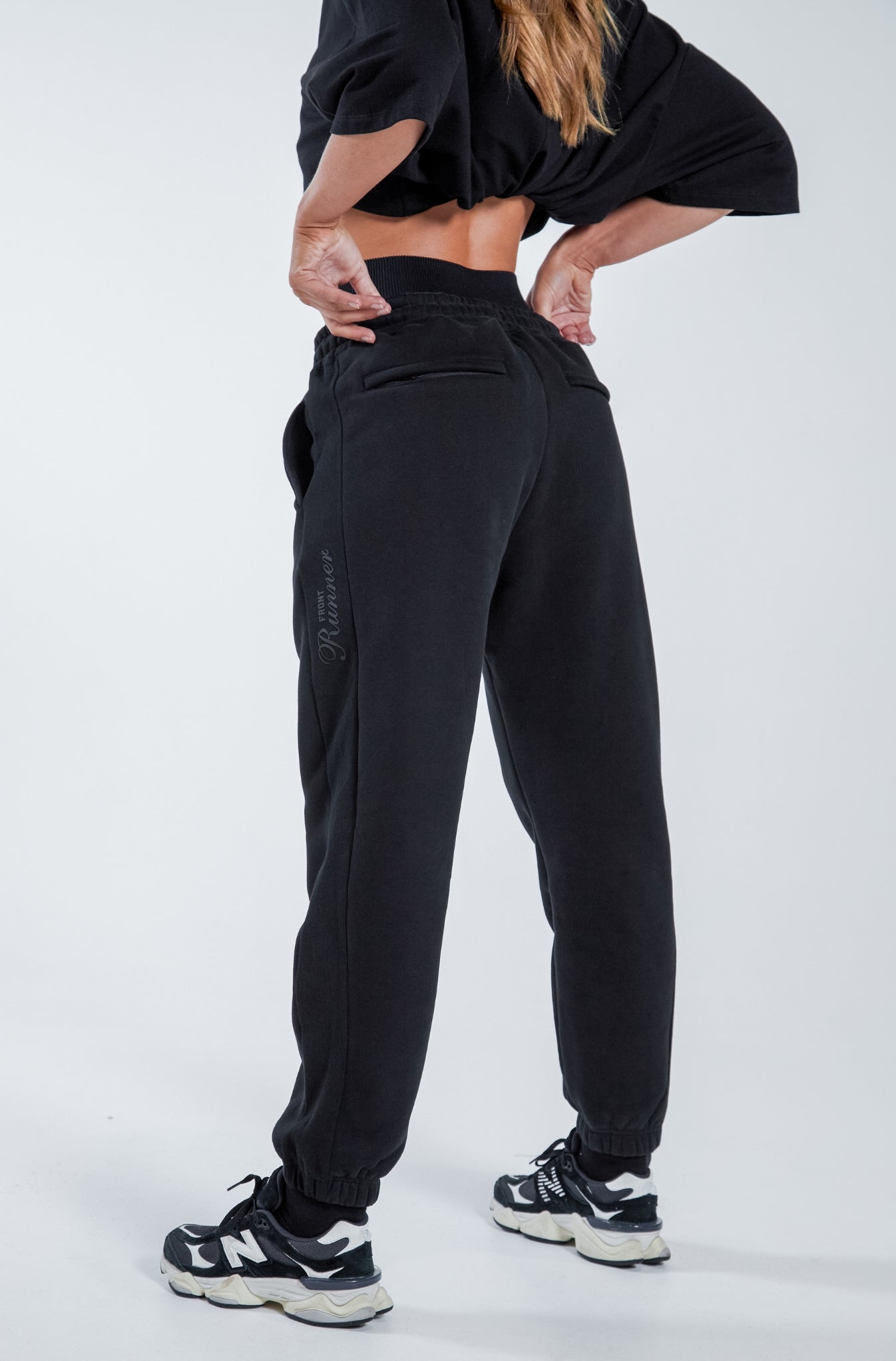 Black Staple Sweatpants for Comfort