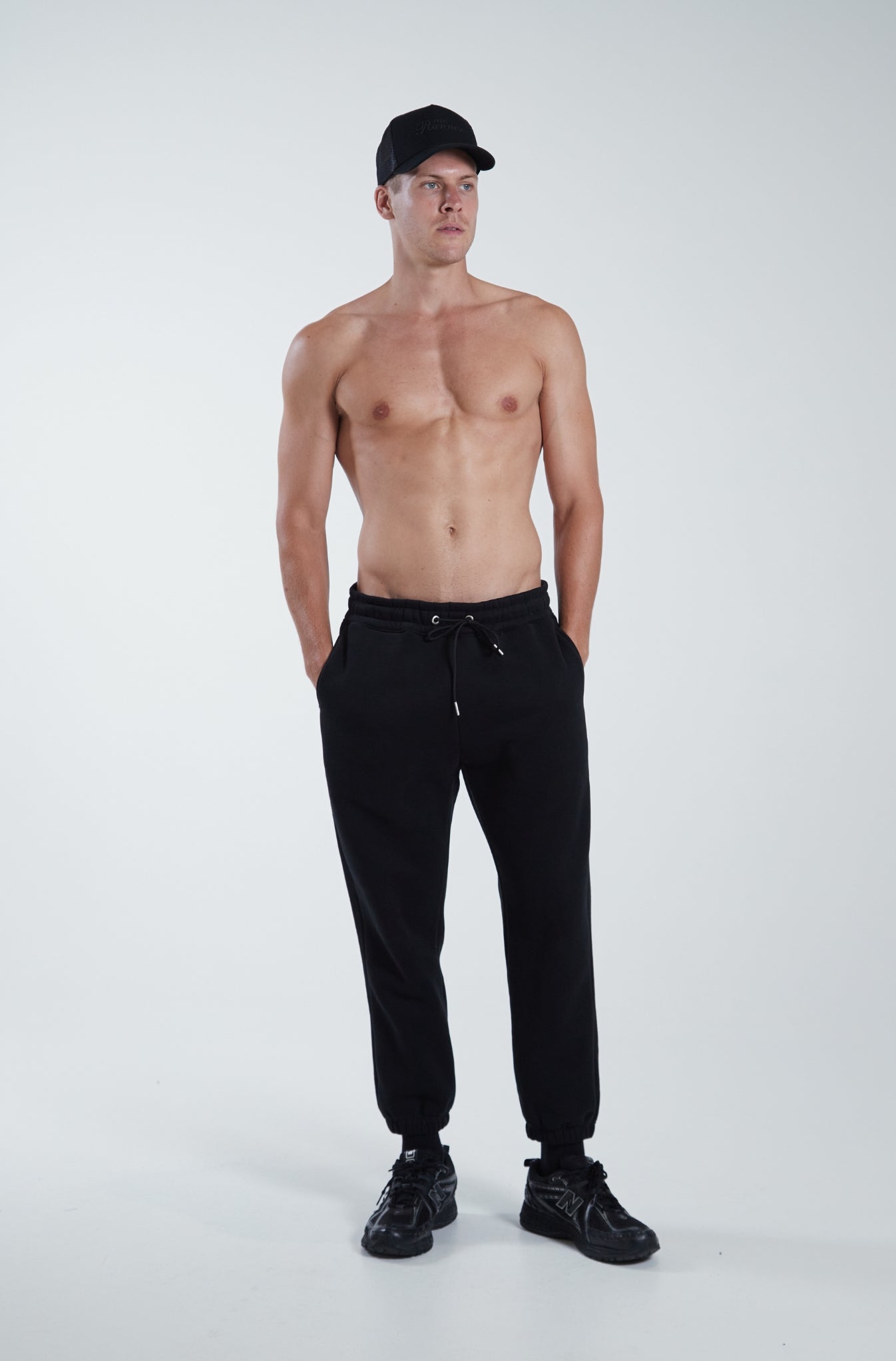 Black Staple Sweatpants for Comfort