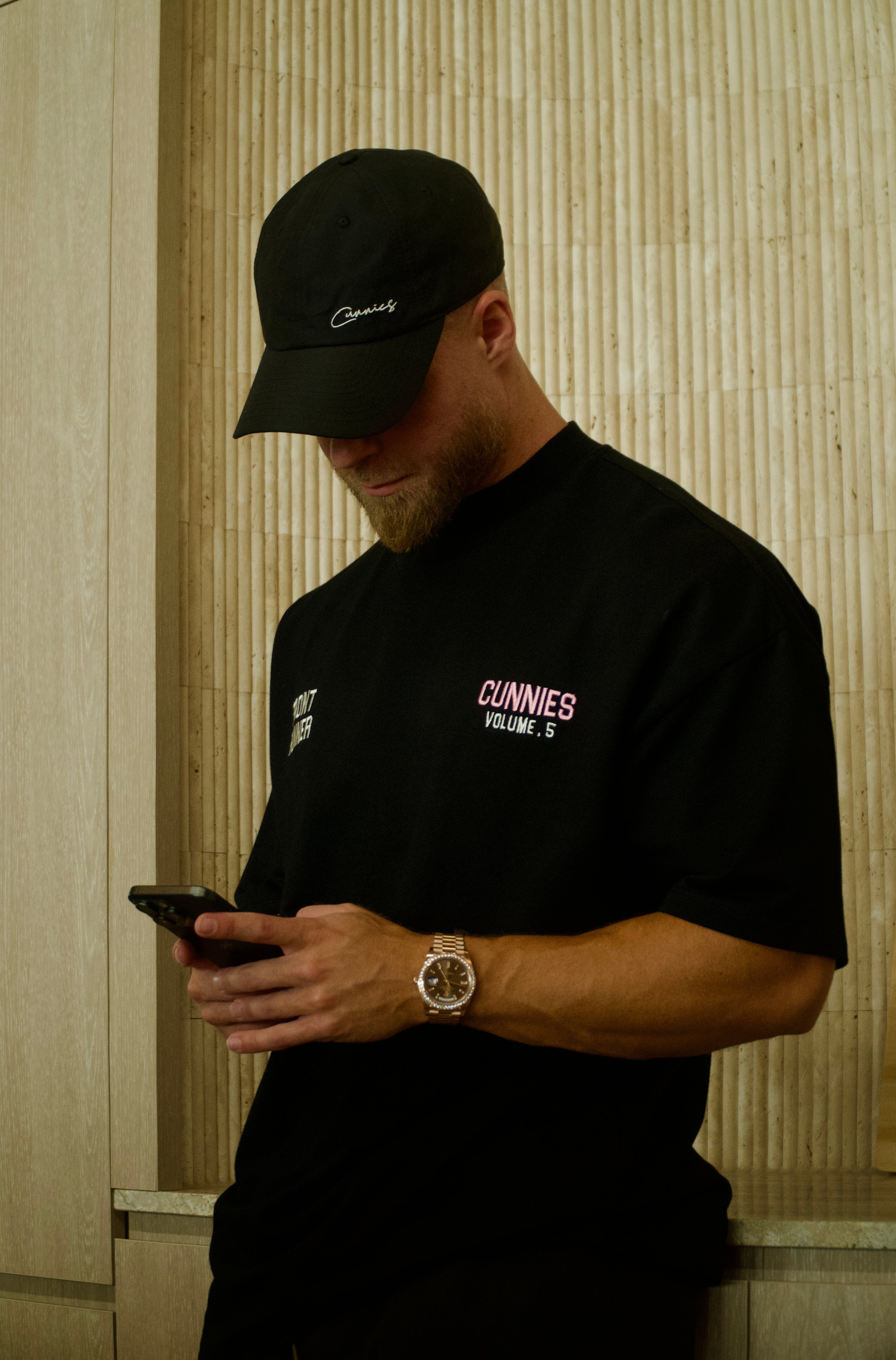 Black Sakura V5 Cunnies Tee