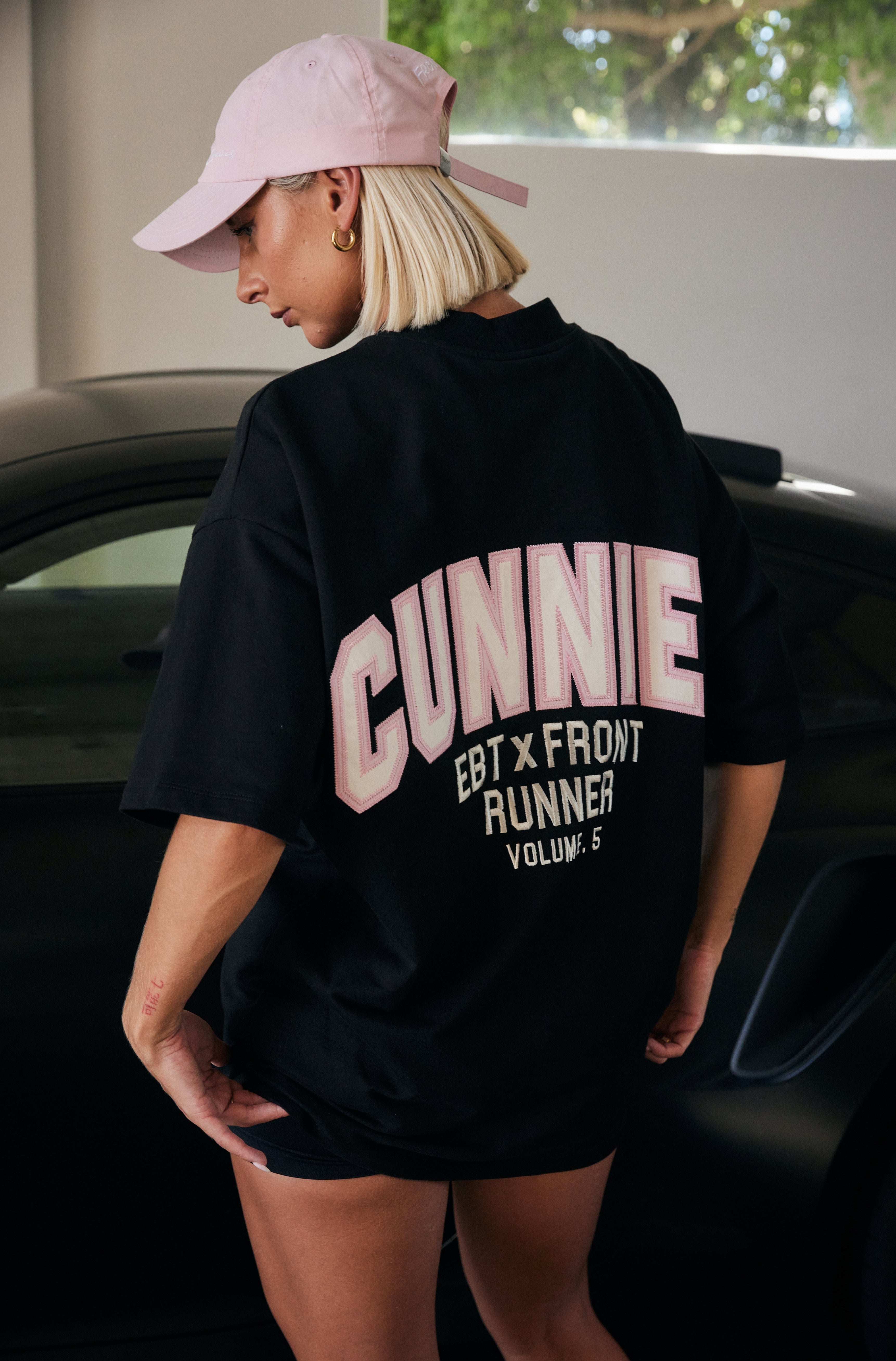 Black Sakura V5 Cunnies Tee
